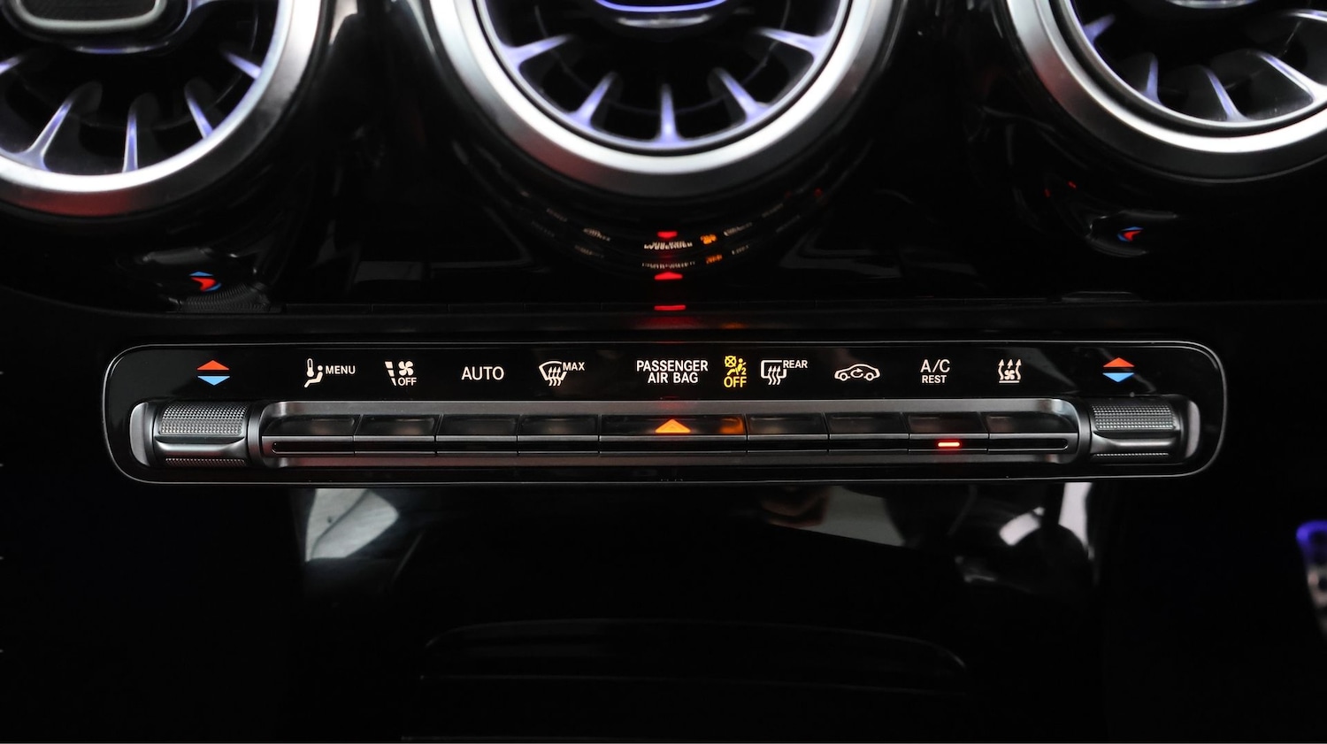 Used Mercedes-Benz CLA 2022 for sale - 78112349: Photo 12