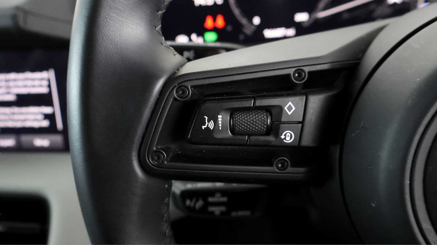 Used Porsche Taycan for sale - 78112324: Photo 19