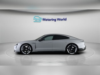 Used Porsche Taycan 2022 for sale - 78112324: Photo