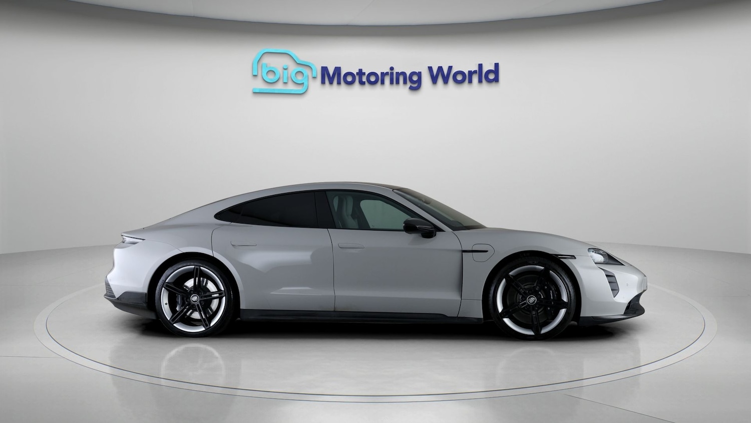 Used Porsche Taycan for sale - 78112324: Photo 8