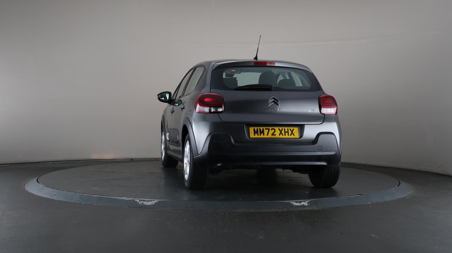 Vehicle 44