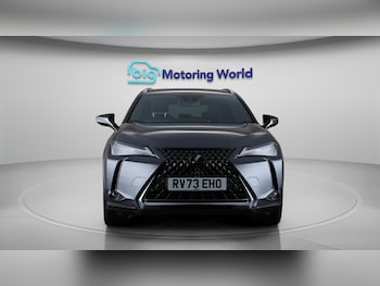 Used Lexus UX 2023 for sale - 76122076: Photo 2