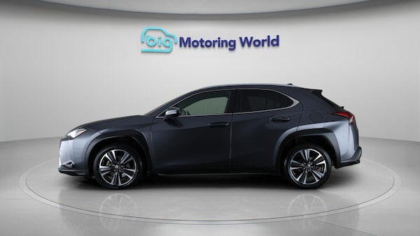 Used Lexus UX 2023 for sale - 76122076: Photo 4