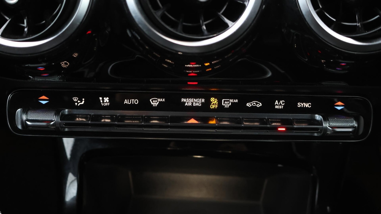 Used Mercedes-Benz A-Class 2019 for sale - 76765512: Photo 13