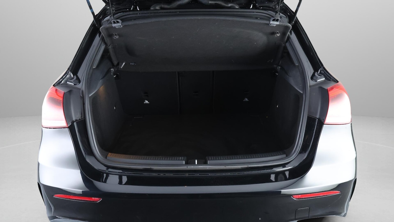 Used Mercedes-Benz A-Class 2019 for sale - 76765512: Photo 18