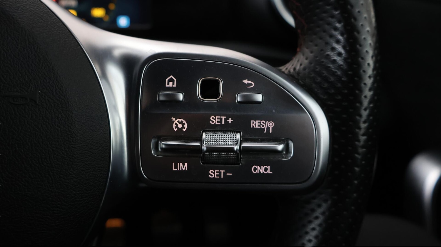 Used Mercedes-Benz A-Class 2019 for sale - 76765512: Photo 24