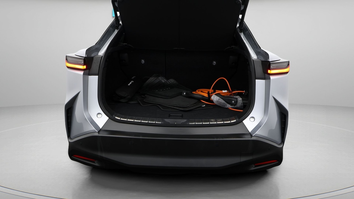 Used Lexus RZ 2024 for sale - 77283160: Photo 17