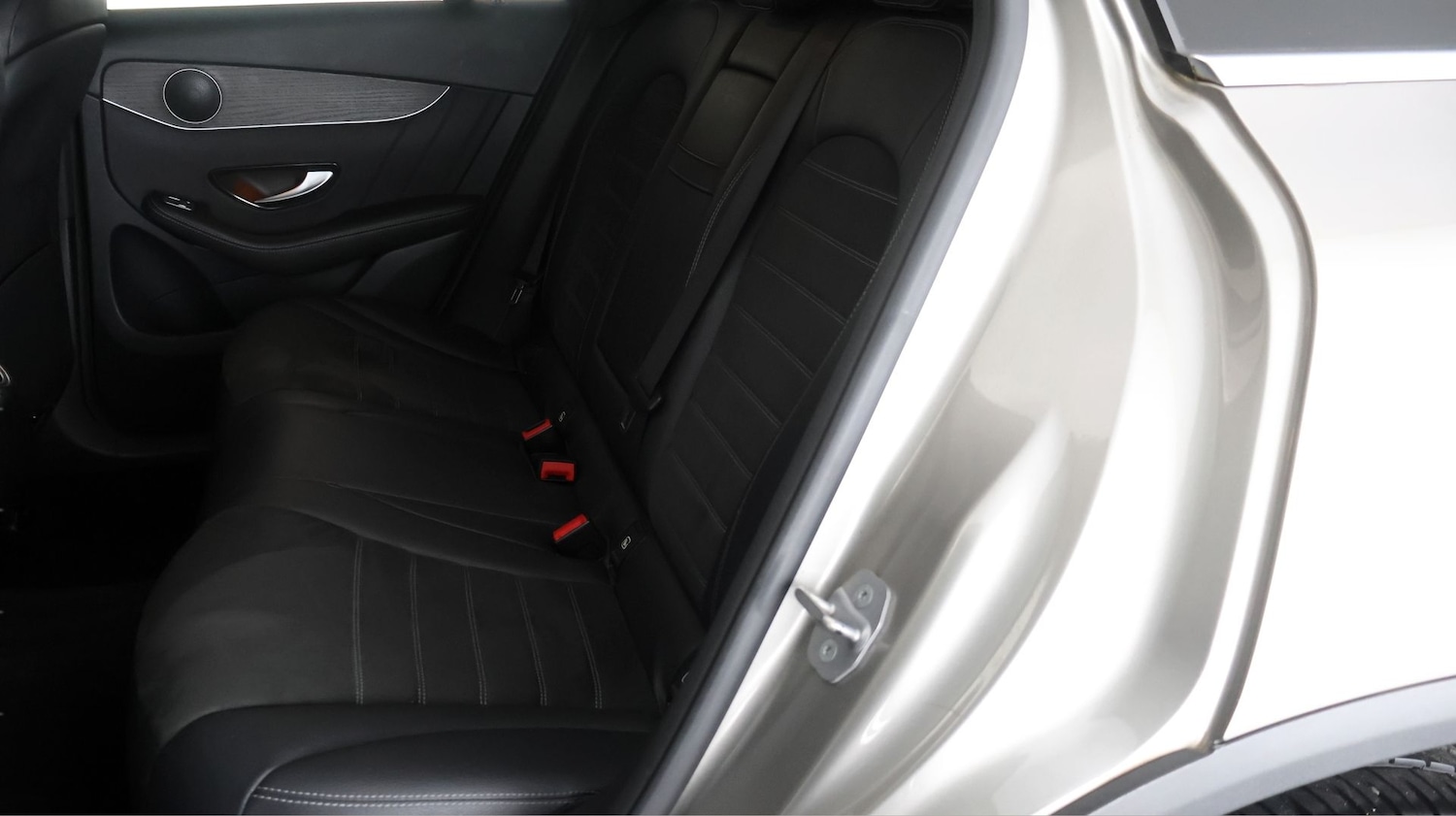 Used Mercedes-Benz GLC 2019 for sale - 77689458: Photo 16