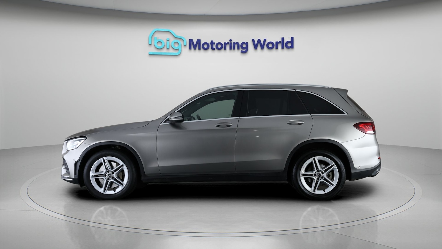 Used Mercedes-Benz GLC 2019 for sale - 77689458: Photo 4