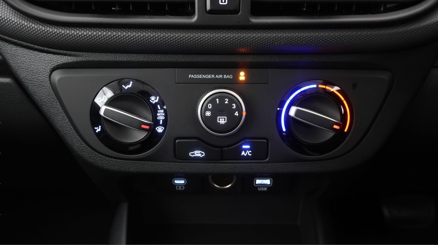 Used Hyundai i10 2024 for sale - 77451315: Photo 11