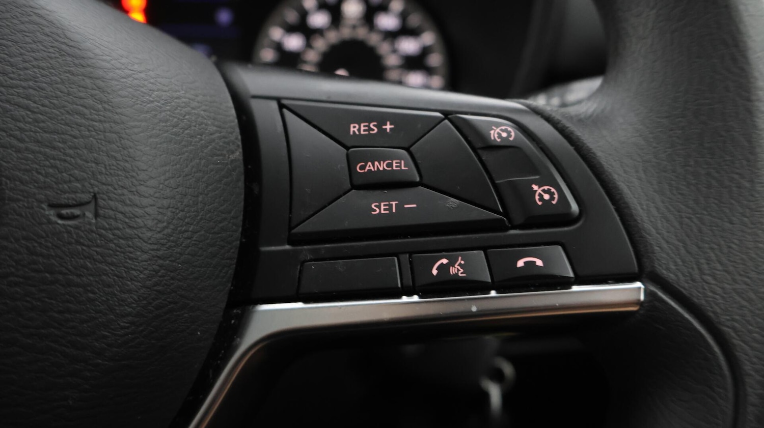 Used Nissan Juke 2023 for sale - 76715286: Photo 24