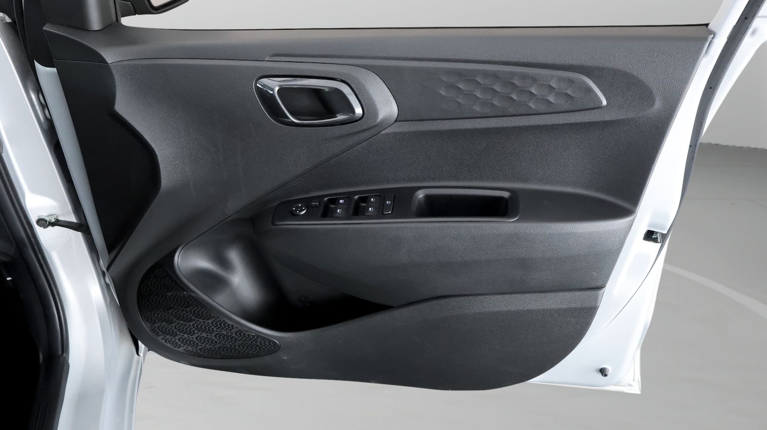 Used Hyundai i10 2023 for sale - 77710739: Photo 14