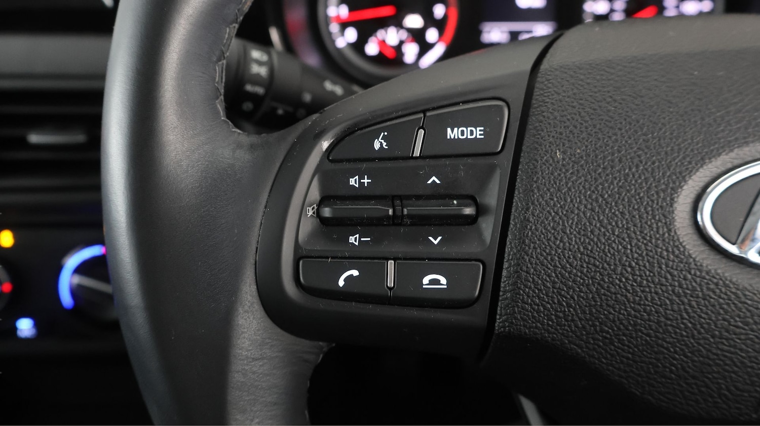 Used Hyundai i10 2023 for sale - 77710739: Photo 21