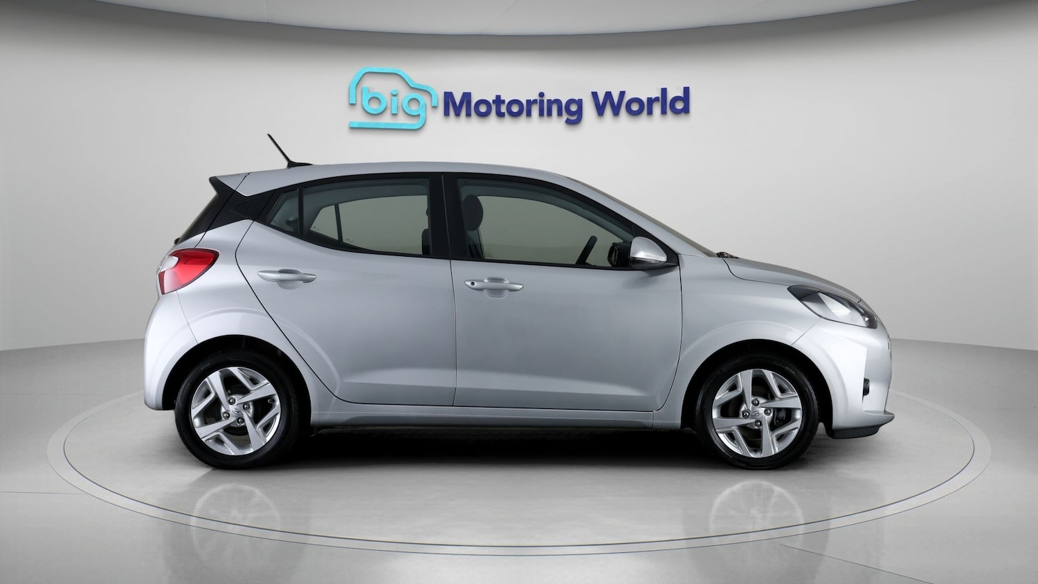 Used Hyundai i10 2023 for sale - 77710739: Photo 8