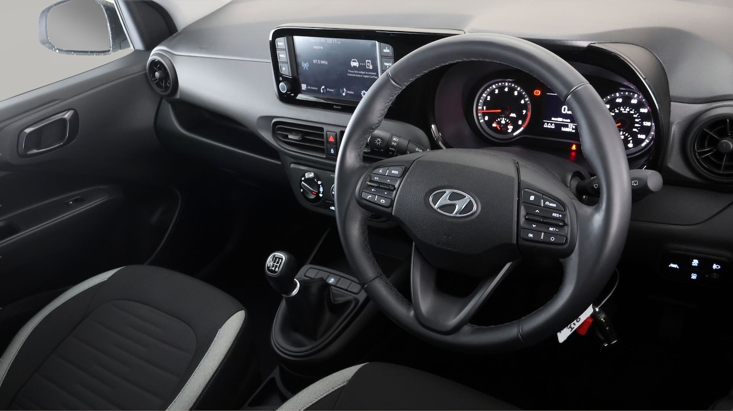 Used Hyundai i10 2023 for sale - 77710739: Photo 9