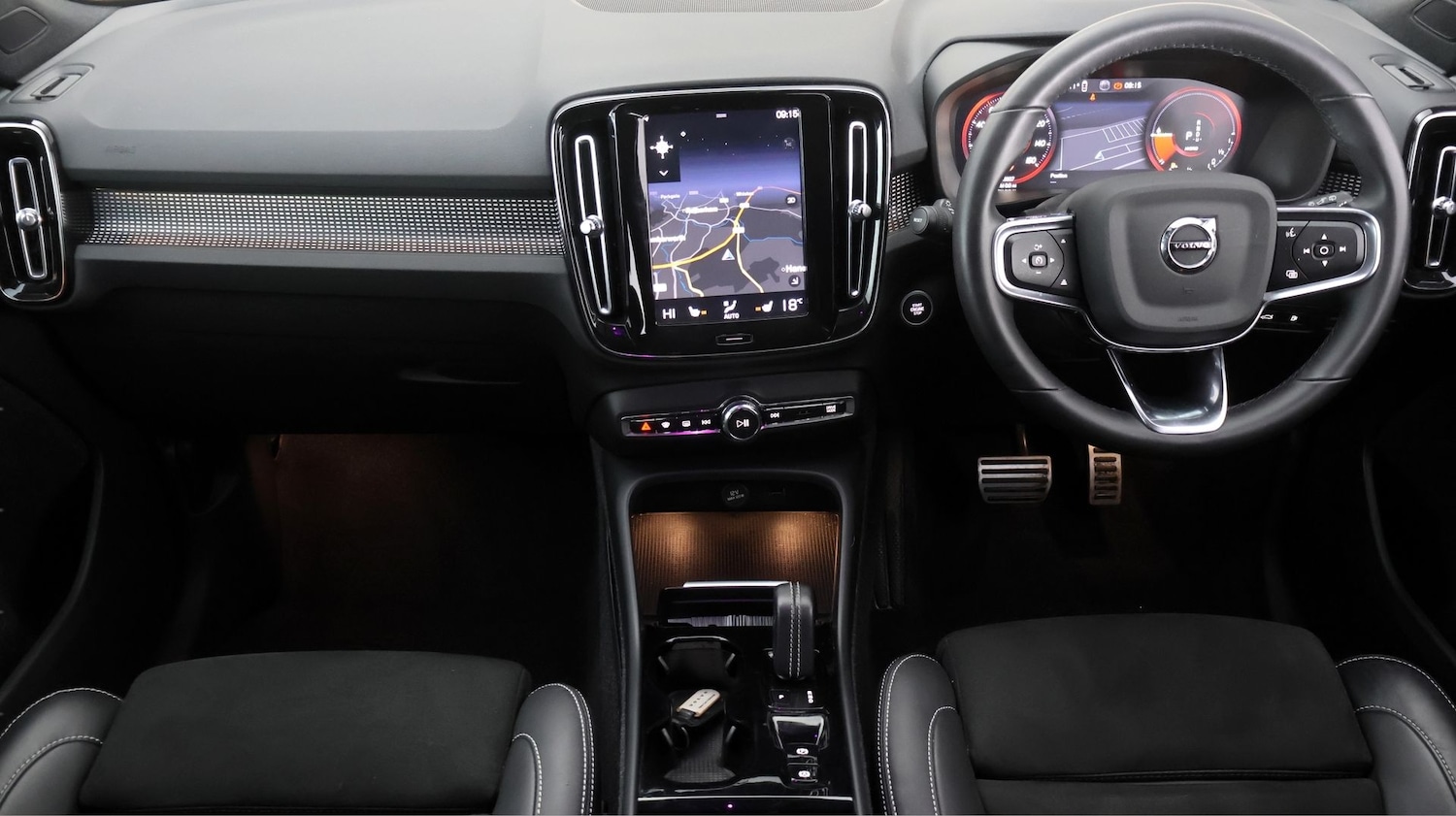 Used Volvo XC40 2022 for sale - 77689489: Photo 13