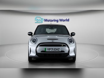 Used MINI Electric Hatch 2021 for sale - 76179504: Photo 2