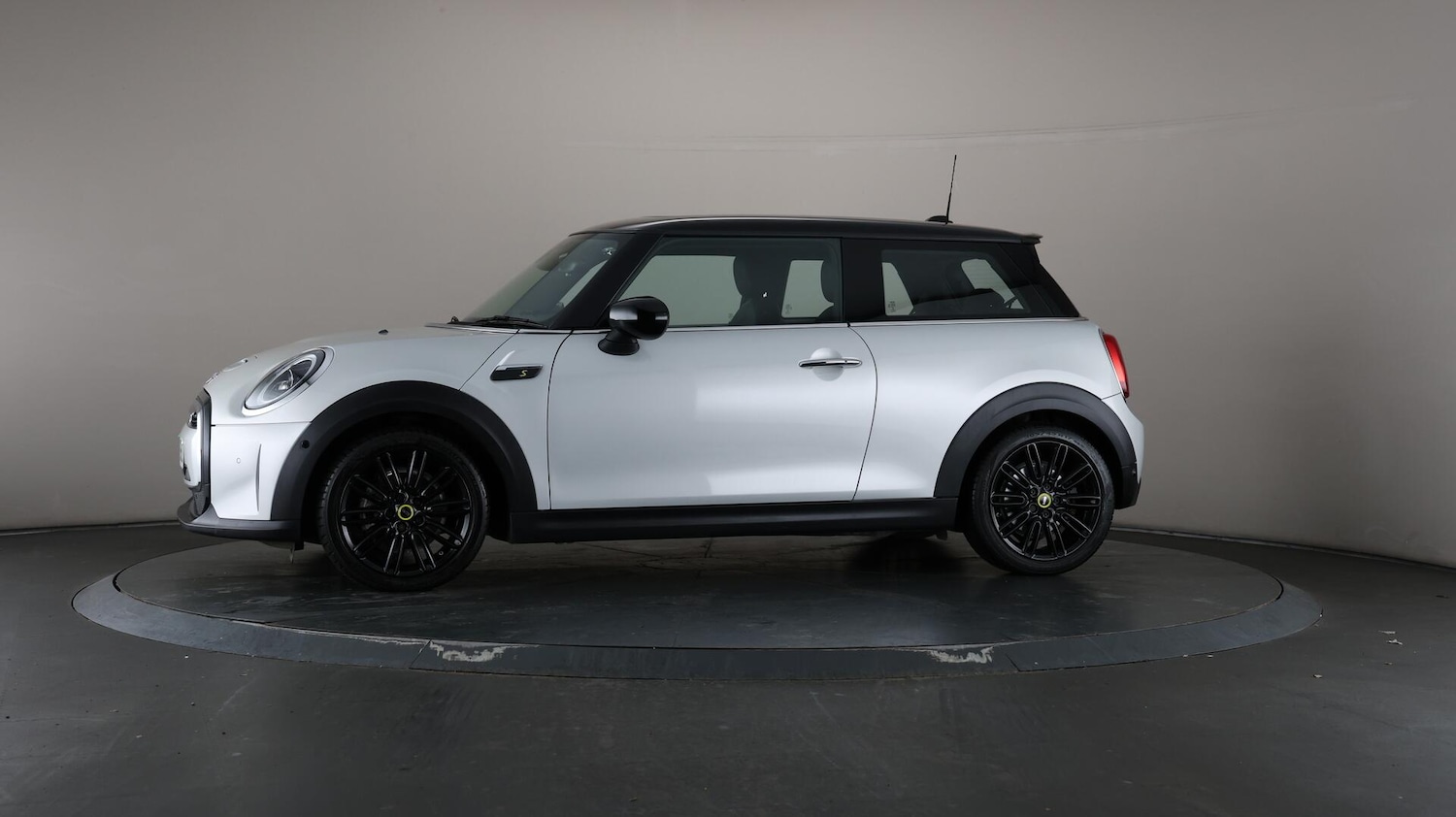 Used MINI Electric Hatch 2021 for sale - 76179504: Photo 40