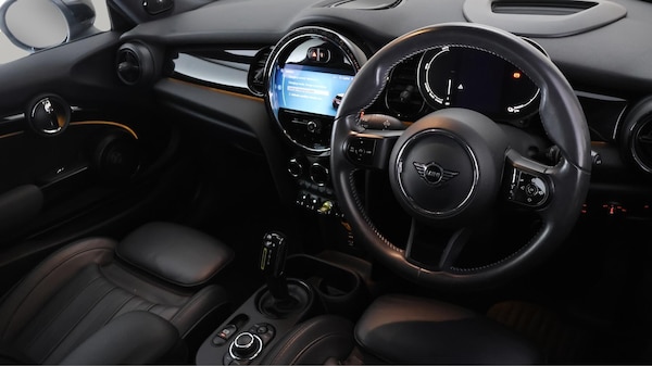 Used MINI Electric Hatch 2021 for sale - 76179504: Photo 9