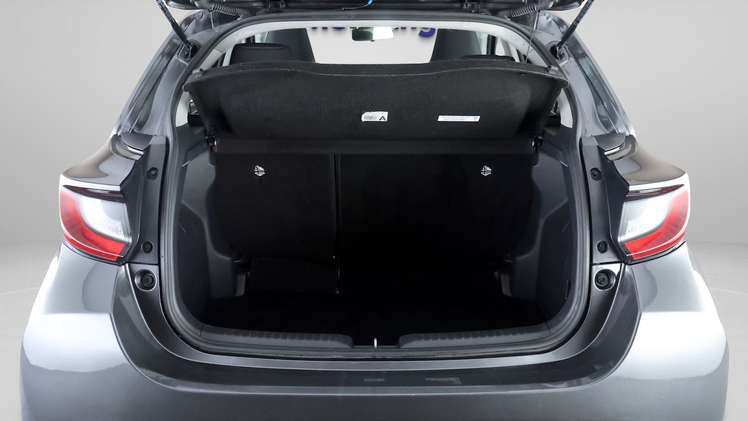 Used Toyota Yaris 2023 for sale - 77678577: Photo 16