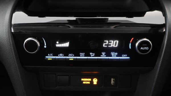 Used Toyota Yaris Cross 2022 for sale - 76282682: Photo 11