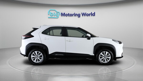 Used Toyota Yaris Cross 2022 for sale - 76282682: Photo 8