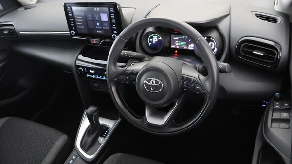 Used Toyota Yaris Cross 2022 for sale - 76282682: Photo 9