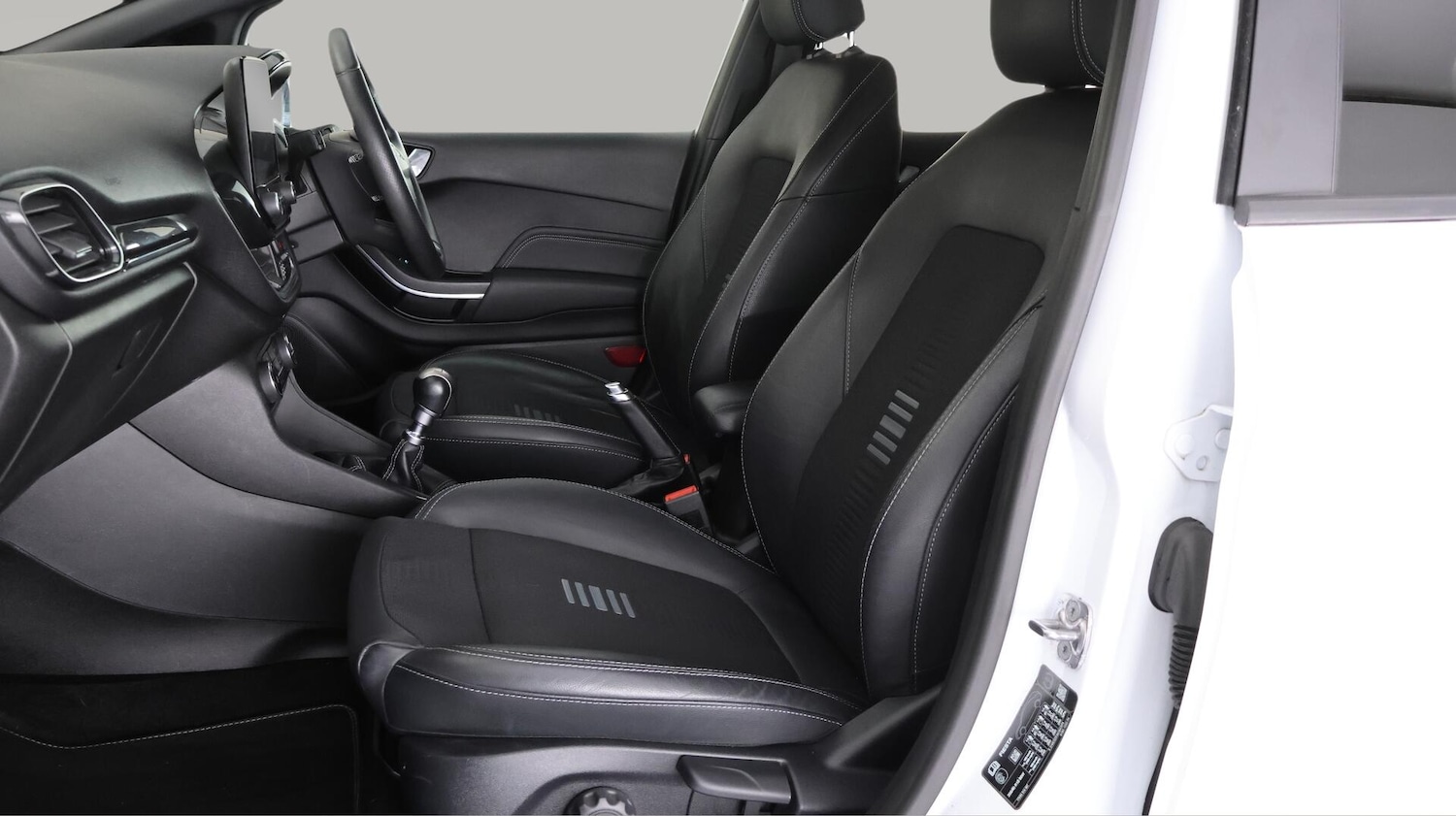 Used Ford Fiesta 2018 for sale - 76446618: Photo 15