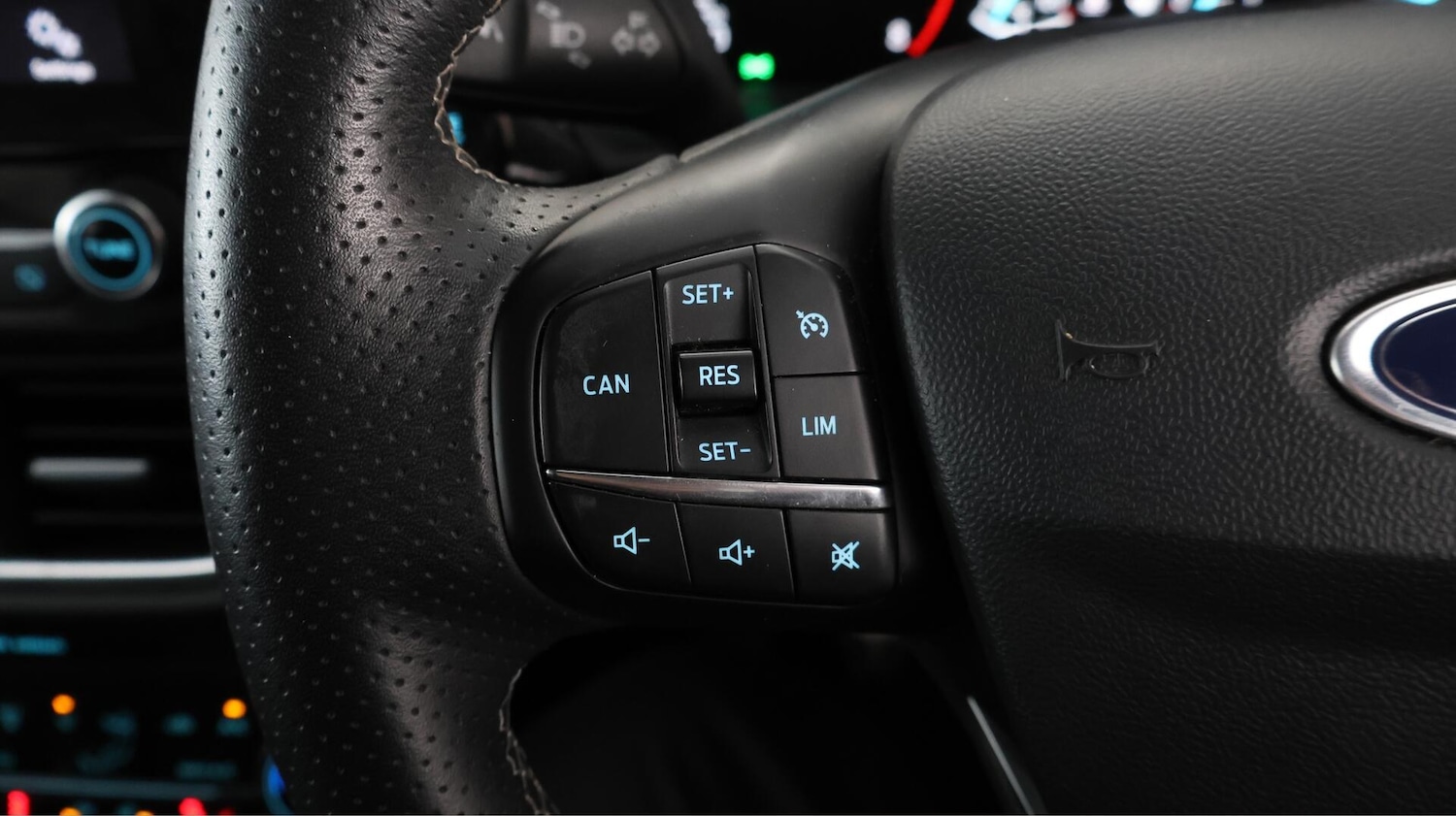 Used Ford Fiesta 2018 for sale - 76446618: Photo 24