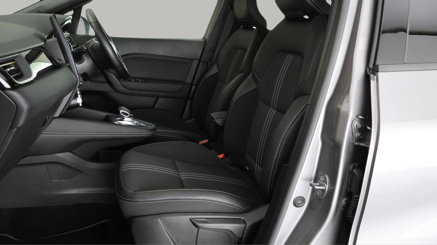 Used Renault Captur 2023 for sale - 76424036: Photo 15