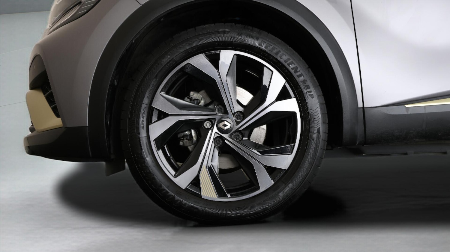 Used Renault Captur 2023 for sale - 76424036: Photo 19