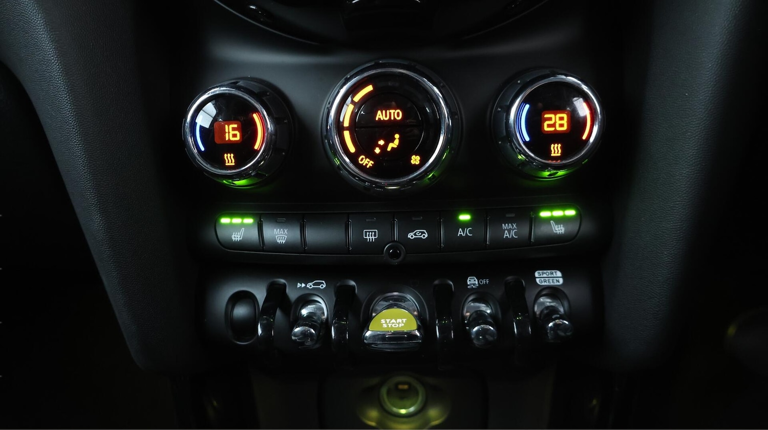 Used MINI Electric Hatch 2022 for sale - 76735505: Photo 13