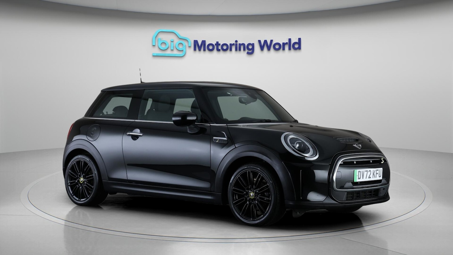 Used MINI Electric Hatch 2022 for sale - 76735505: Photo 2