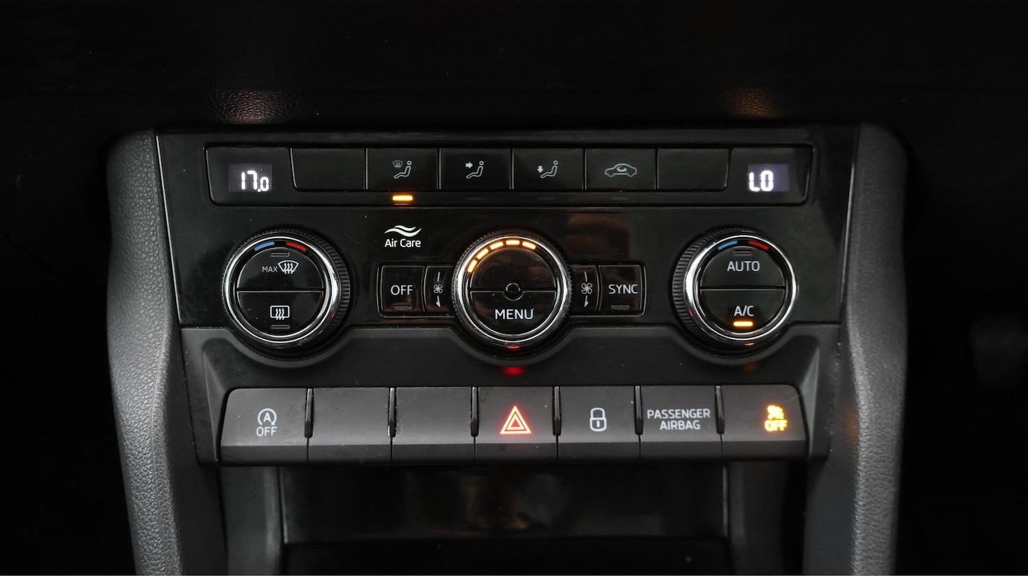 Used Skoda Karoq 2020 for sale - 76499469: Photo 14