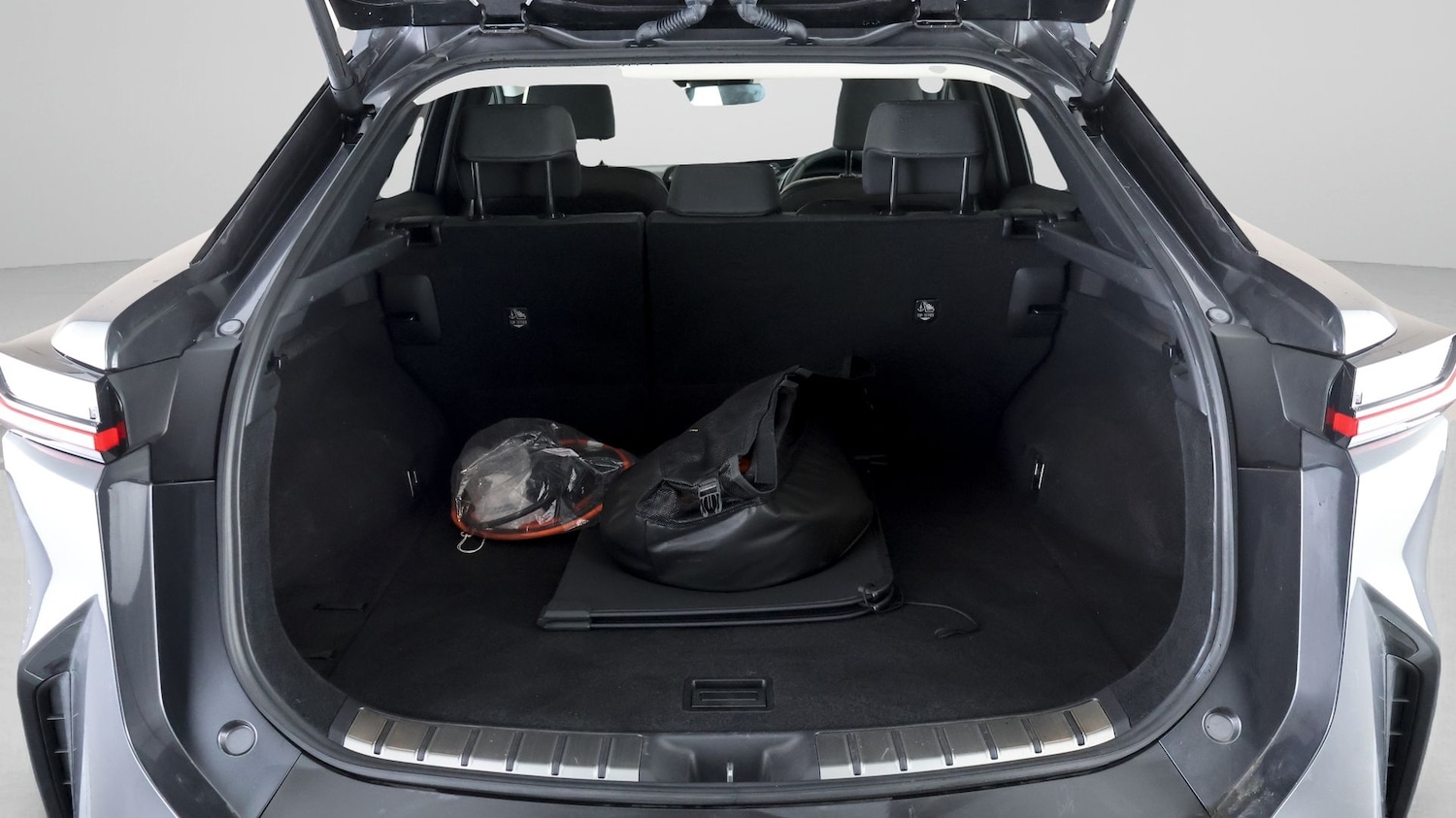 Used Lexus RZ 2024 for sale - 78212359: Photo 17