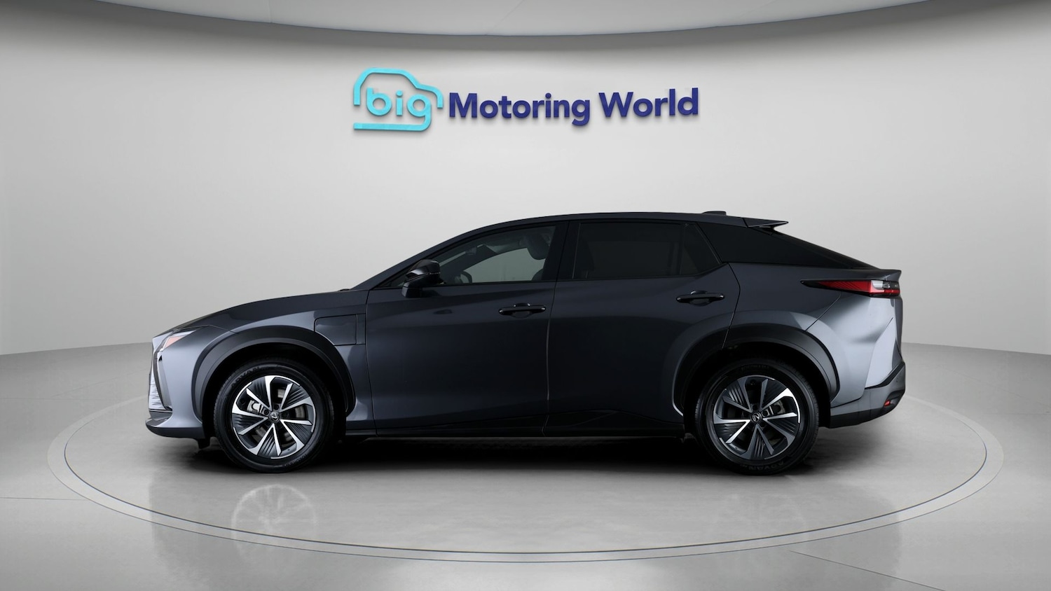 Used Lexus RZ 2024 for sale - 78212359: Photo 4