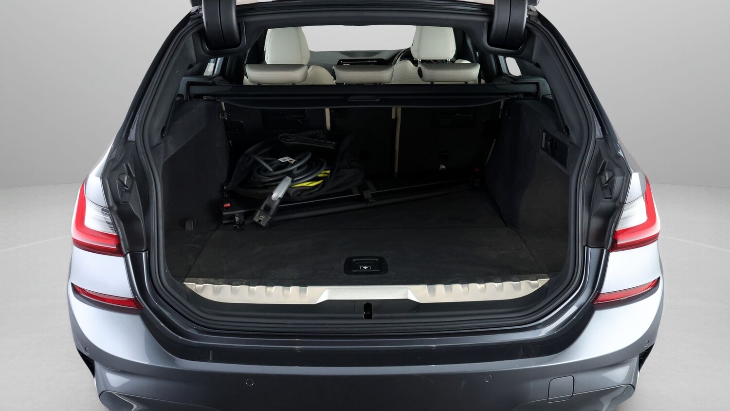 Used BMW 3 Series 2022 for sale - 77207050: Photo 17