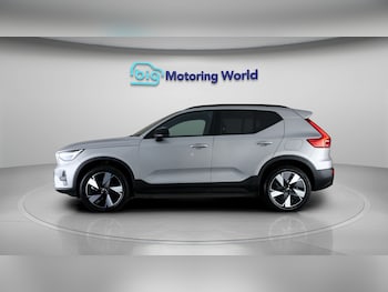 Used Volvo XC40 2023 for sale - 79528220: Photo