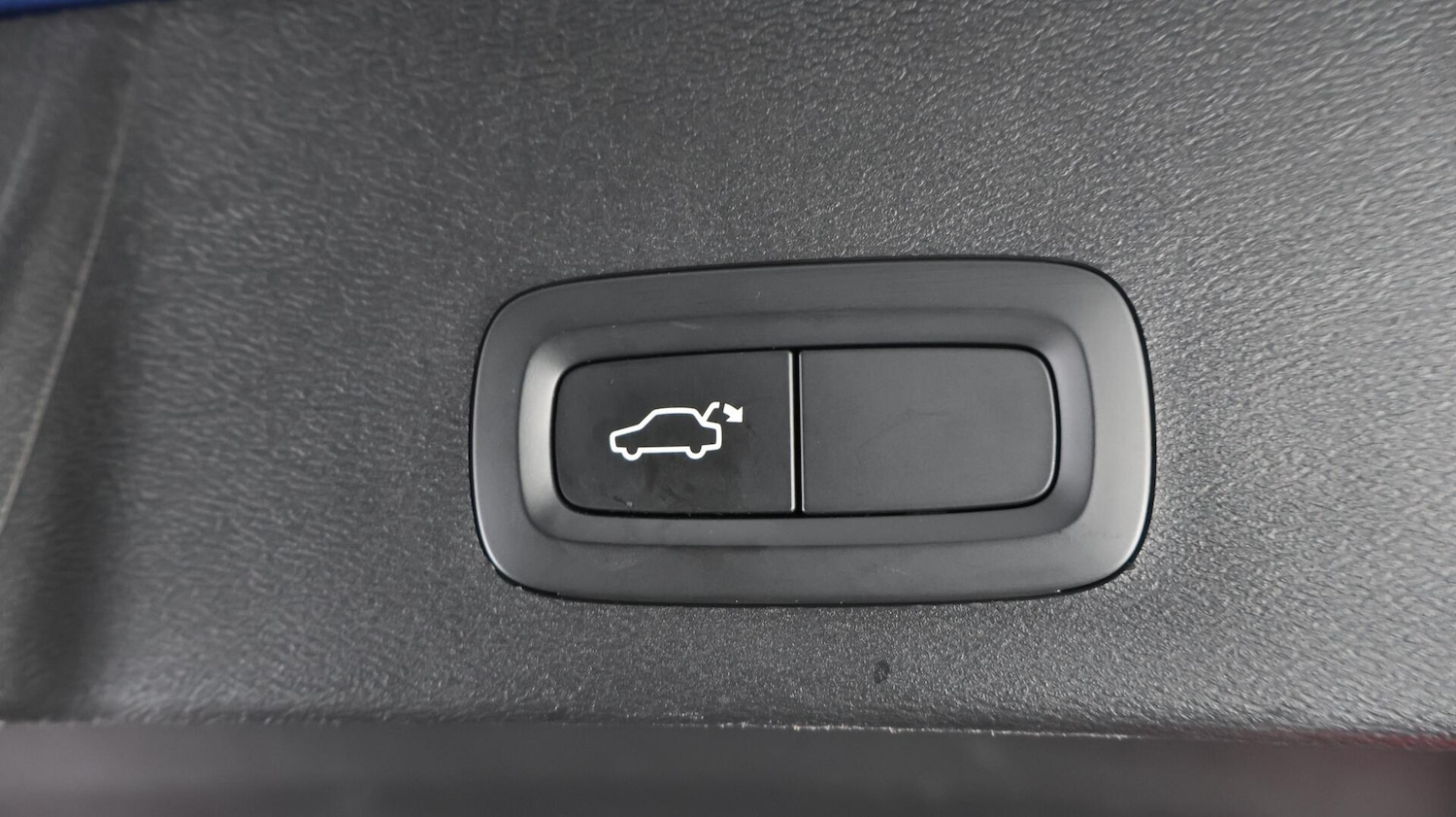 Used Volvo XC40 2020 for sale - 76484861: Photo 23