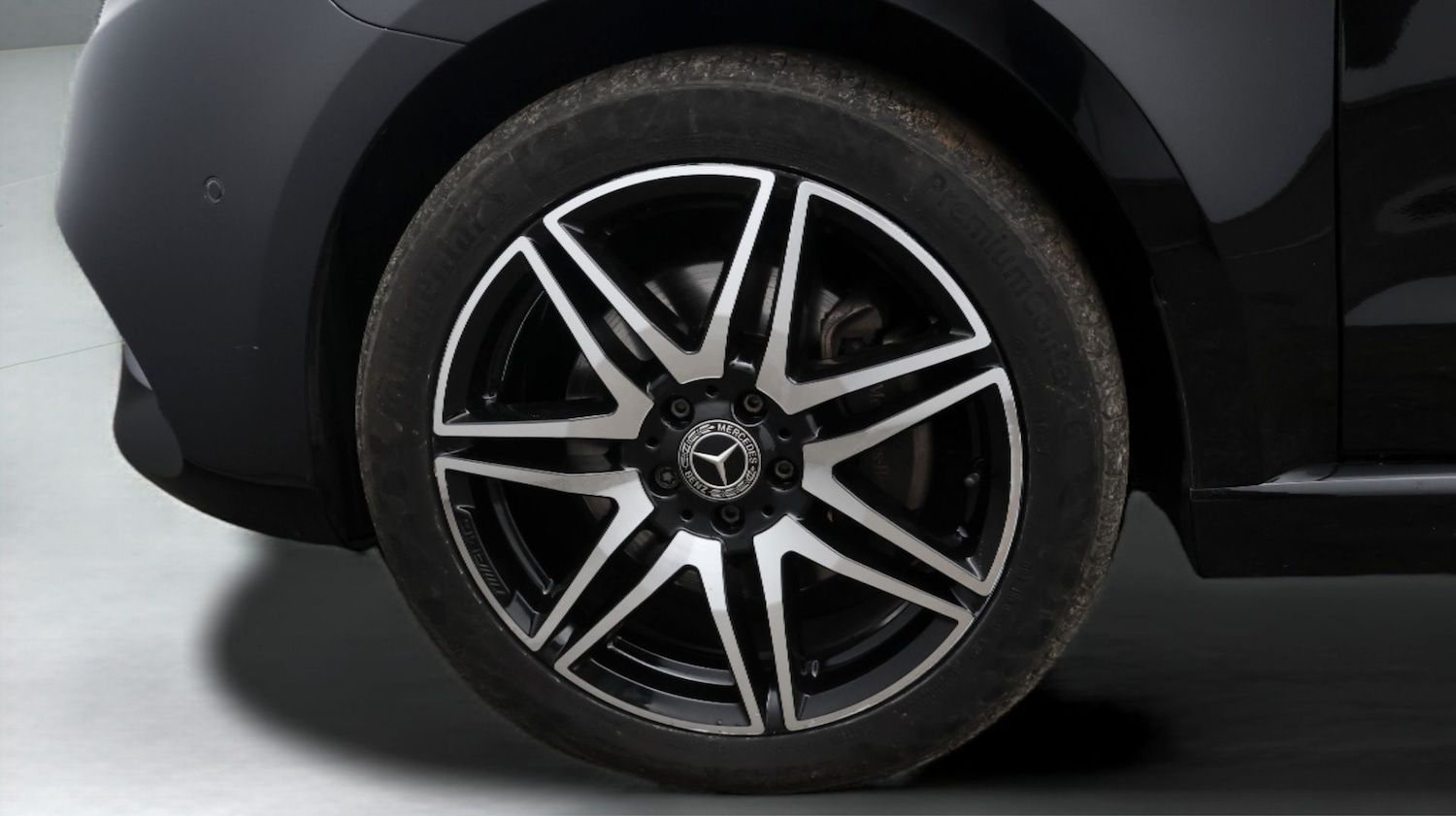 Used Mercedes-Benz V-Class 2023 for sale - 77432452: Photo 18