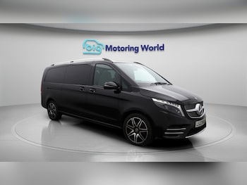 Used Mercedes-Benz V-Class 2023 for sale - 77432452: Photo