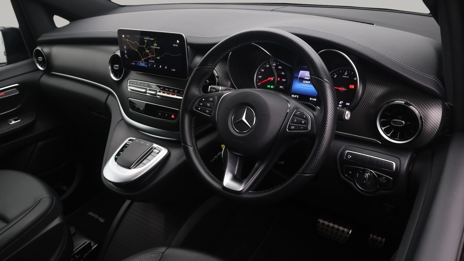 Used Mercedes-Benz V-Class 2023 for sale - 77432452: Photo 9