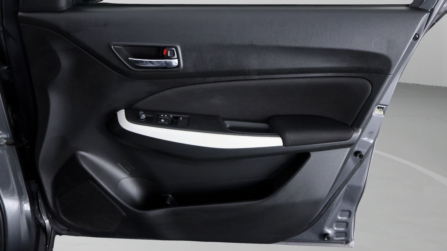 Used Suzuki Swift 2019 for sale - 77694605: Photo 14