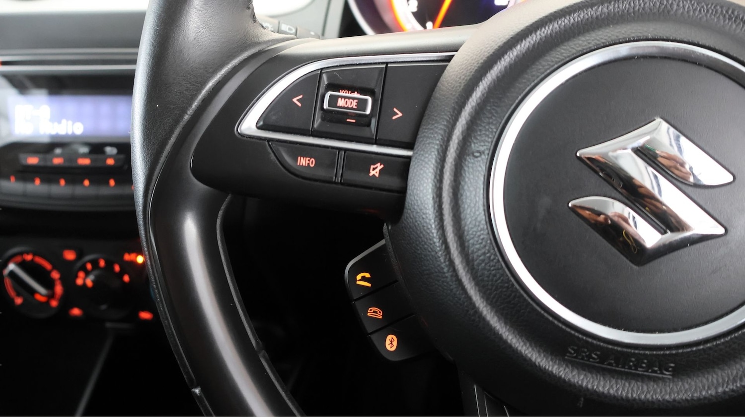 Used Suzuki Swift 2019 for sale - 77694605: Photo 19