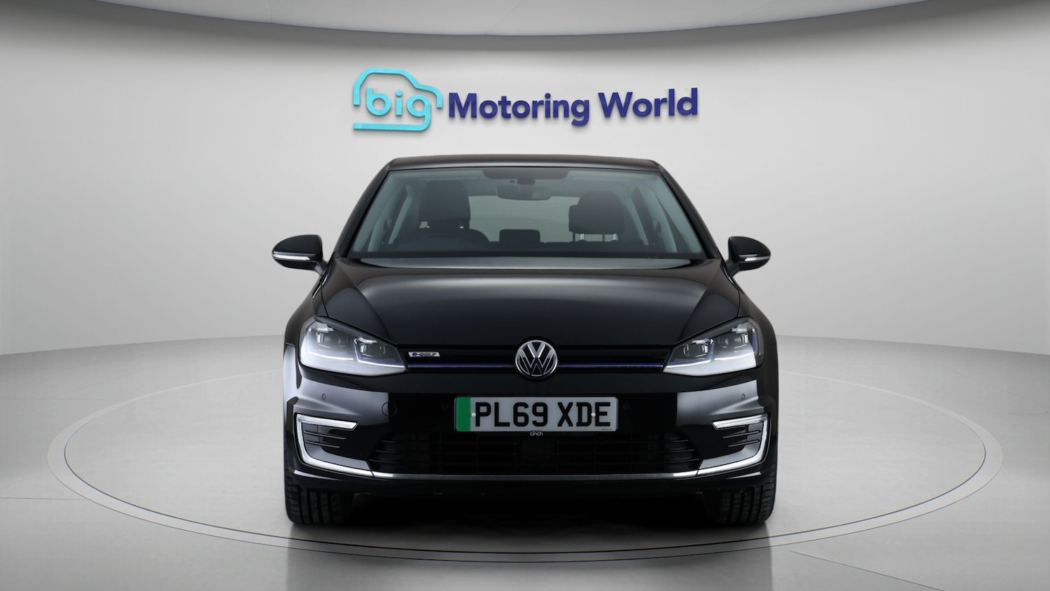 Used Volkswagen Golf 2019 for sale - 77283543: Photo 2