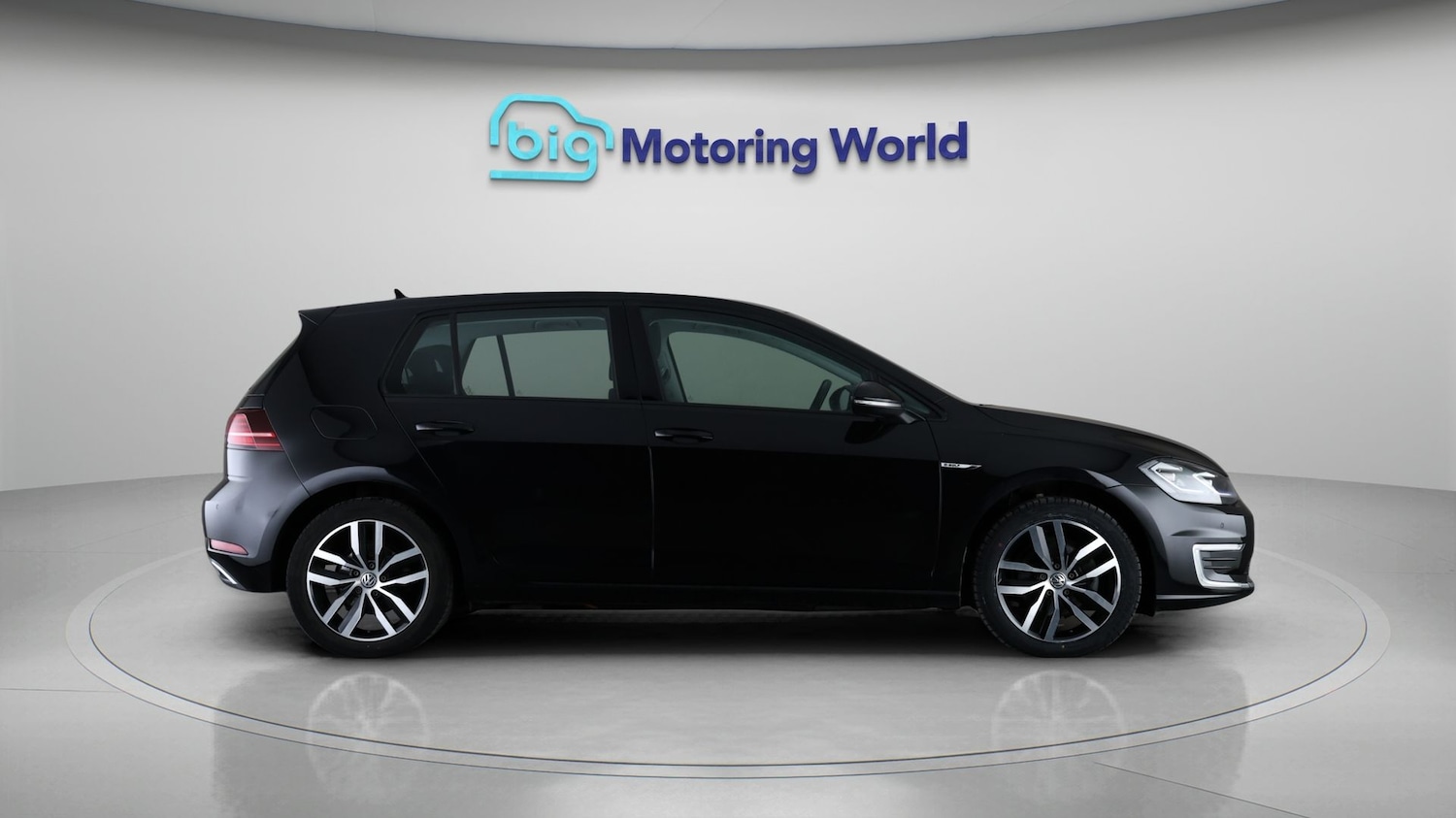 Used Volkswagen Golf 2019 for sale - 77283543: Photo 8
