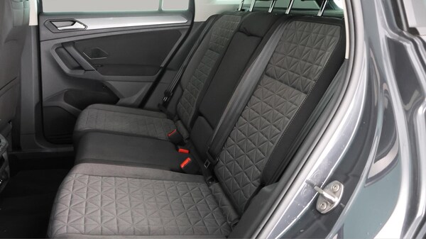 Used Volkswagen Tiguan 2022 for sale - 75588302: Photo 24