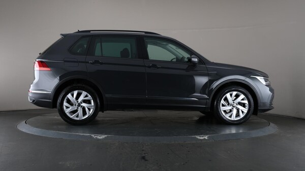 Used Volkswagen Tiguan 2022 for sale - 75588302: Photo 61