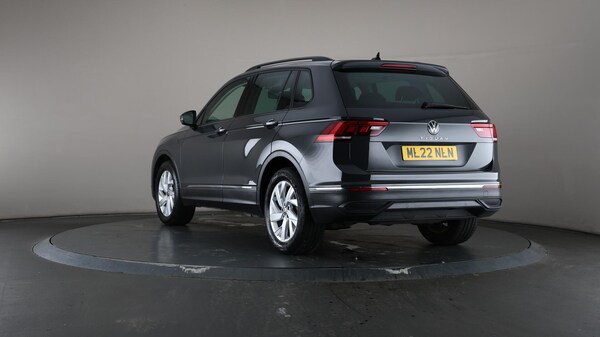 Used Volkswagen Tiguan 2022 for sale - 75588302: Photo 68