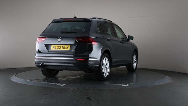 Used Volkswagen Tiguan 2022 for sale - 75588302: Photo 69